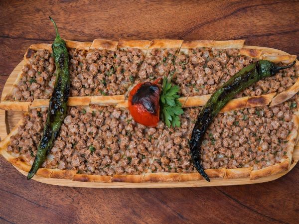 Kuşbaşılı Pide (Sade)